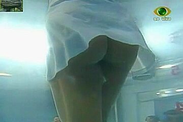 Hot curvy brute in a tv show wearing white panties upskirt porno vid