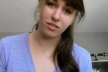college girl WITH HUGE PUSSY LIPS LABIA FUCKING