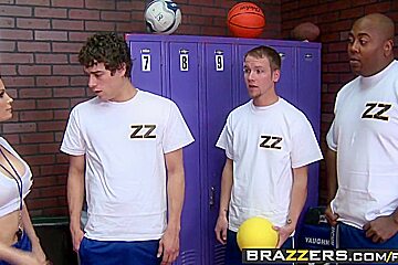 Brazzers At School Dirty Pe Foxxx Gives Her Students The Ass...