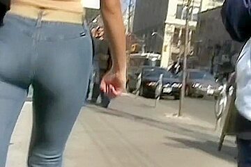 Awesome tooshie and legs street candid...