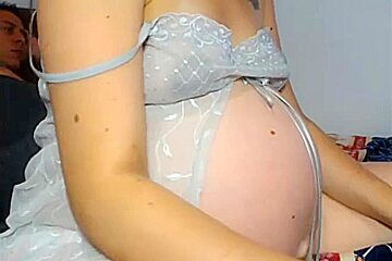 Webcam pregnant...