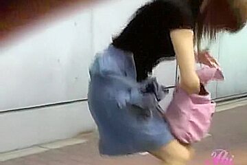 Nerdy little schoolgirl loses her skirt when some sharking lad steals it
