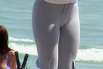 Long Haired Cutie With Big Candid Ass Spied Beach 01zr...