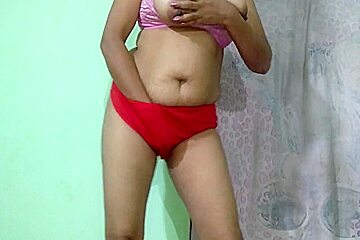 Indian Bhabhi In Sexy Bra And Panty Strip Show