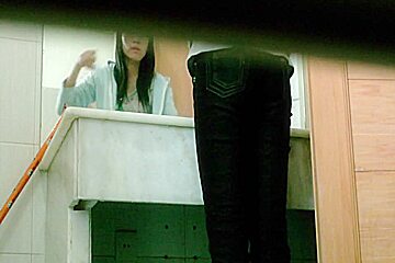 Gorgeous Asian Cutie Caught Cam Toilet...