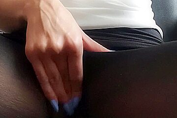 I Ripped My Pantyhose And Rubbed My Pussy At My Desk