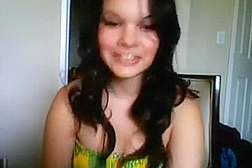 So sexy brunette from orient nation make a great webcam fun in home