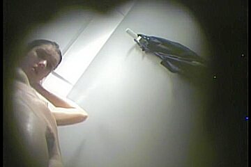 Spy Cam Placed In The Changing Room Films A Naked Cutie...